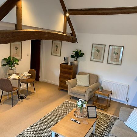 The Byre Bed and Breakfast Abingdon-on-Thames Exteriör bild