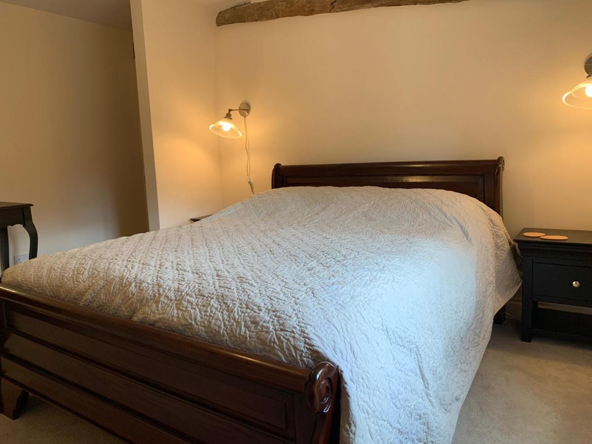 The Byre Bed and Breakfast Abingdon-on-Thames Exteriör bild