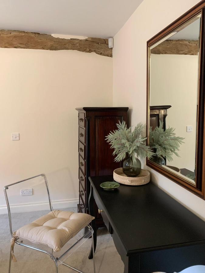 The Byre Bed and Breakfast Abingdon-on-Thames Exteriör bild