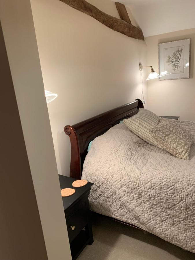 The Byre Bed and Breakfast Abingdon-on-Thames Exteriör bild